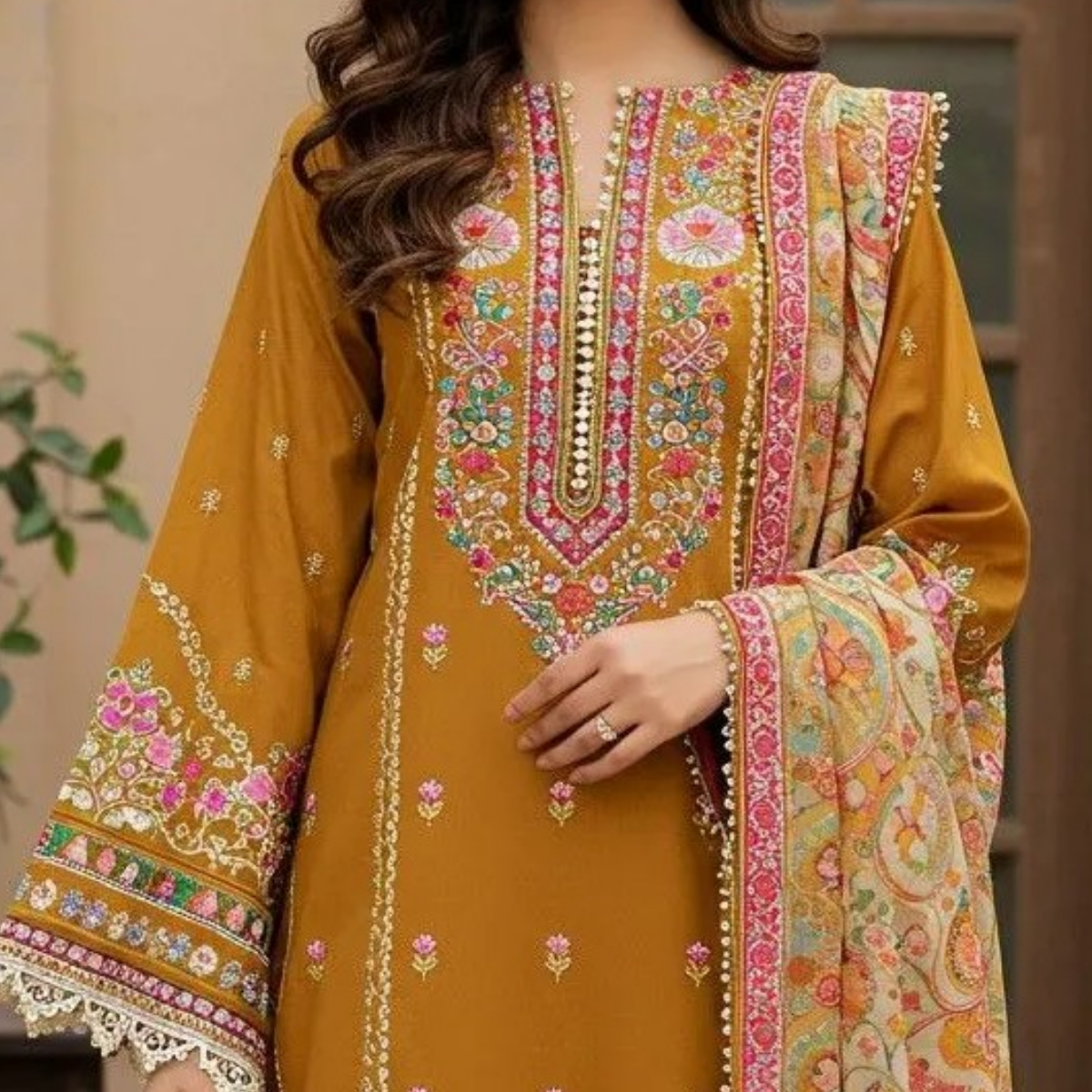 Designer Women’s 3 Piece Kurta Set for Casual & Festive Wear | FW-01